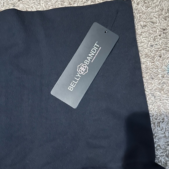 Belly bandit maternity leggings - Picture 2 of 5